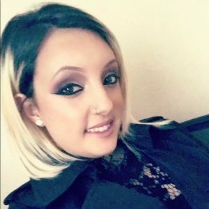 Meet your Posher, Amedina